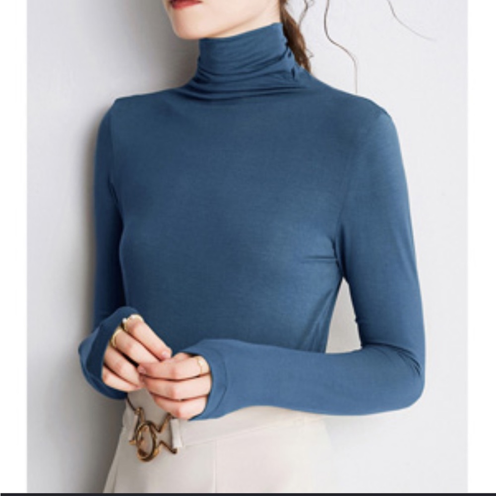 Eileen Fisher 100% Silk Turtleneck Top Long Sleeve Blue Size M